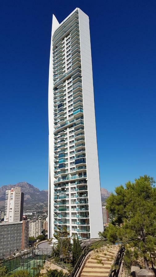 Highrise Apartment With Private Terrace & Sea Views - 34Th Floor Benidorm Dış mekan fotoğraf